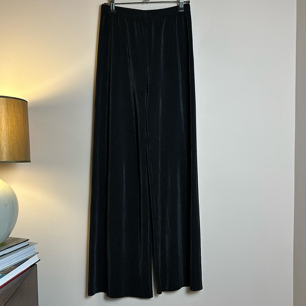 💜 Forever21 | Accordion Style Gaucho Pant | Black | Size Small